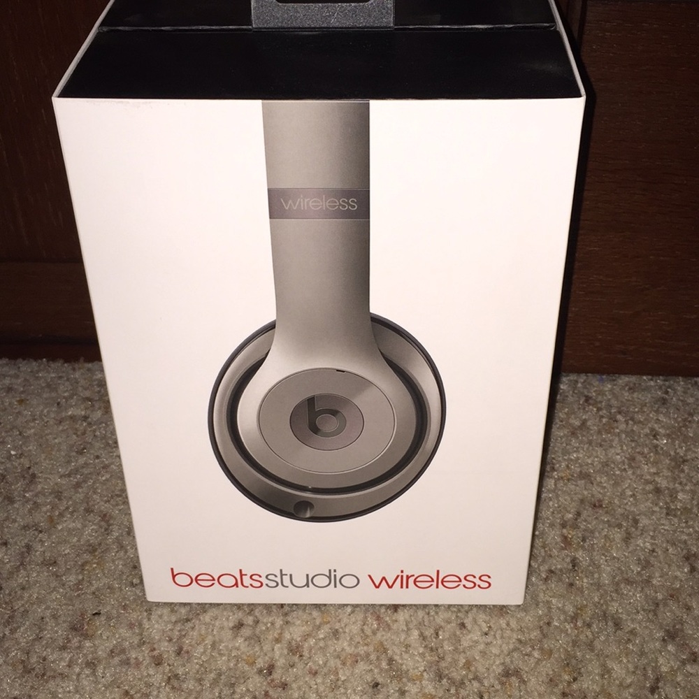 Beats studio wireless